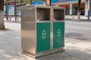 戶外街道兩分（fèn）類不鏽（xiù）鋼垃圾箱，讓環保與（yǔ）美（měi）學並行