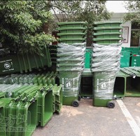 戶（hù）外塑（sù）料垃圾桶