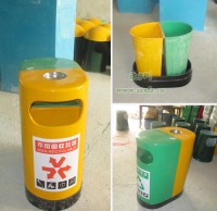 分（fèn）類玻璃鋼（gāng）垃圾桶，大受（shòu）深圳沙井實驗學校用戶歡迎（yíng）