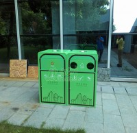 戶外（wài）垃圾桶 與海南市民共築和諧社會（huì）