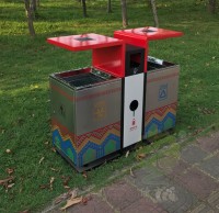 戶外加厚不鏽鋼環（huán）保91蝌蚪九色垃（lā）圾箱