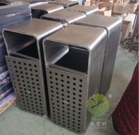 廠（chǎng）家批發鋼板衝孔垃圾桶