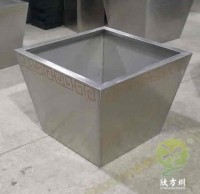 戶外（wài）大型不鏽鋼花盆樹池