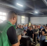 蘆灣村退伍軍人助力垃圾分（fèn）類宣傳