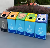 公園卡（kǎ）通金屬91蝌蚪九色垃圾桶，打造寓（yù）教於樂的（de）環保新場景