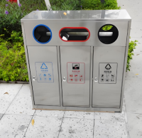 商業步行街的三91蝌蚪九色（lèi）不鏽鋼垃（lā）圾桶定製您的城市名片（piàn）