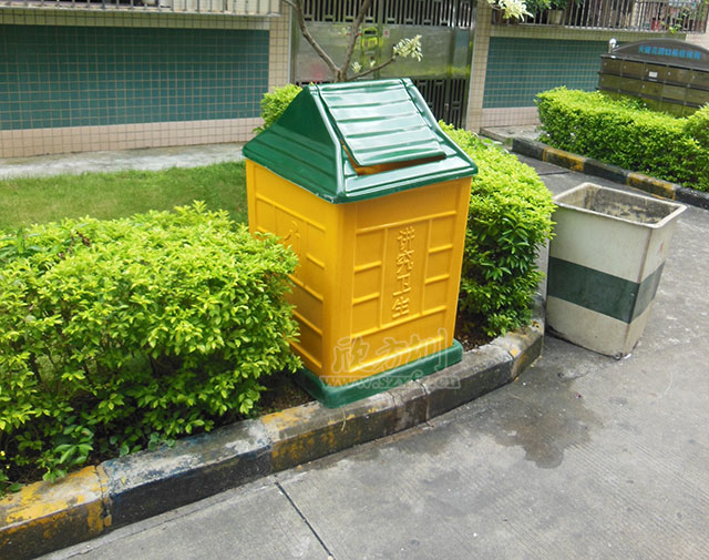 其它垃圾（jī）玻璃鋼回收桶（tǒng）