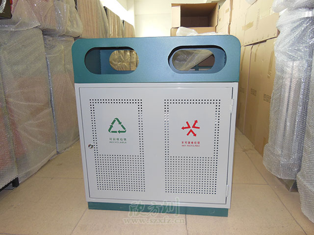 廣場鋼製（zhì）垃圾桶