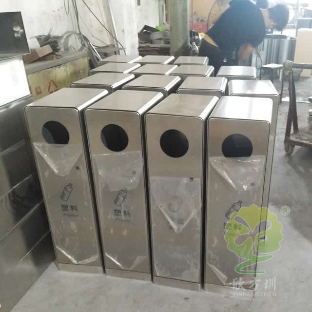 91蝌蚪九色垃圾（jī）桶